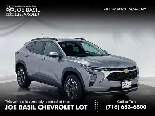 Sterling Gray Metallic 2024 Chevrolet Trax LT
