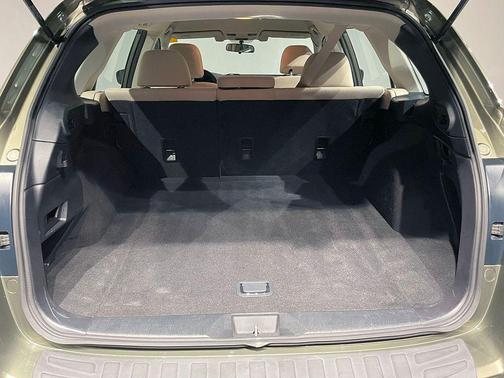2019 Subaru Outback 2.5i