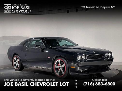 Phantom Black Tri Coat Pearl 2013 Dodge Challenger SRT8