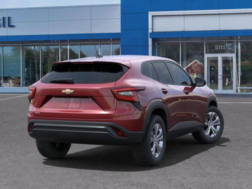 2025 Chevrolet Trax LS