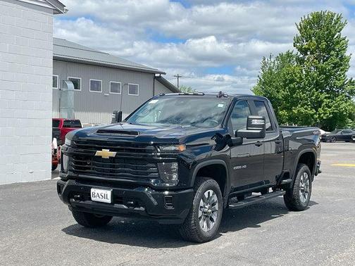 2025 Chevrolet Silverado 2500 Custom
