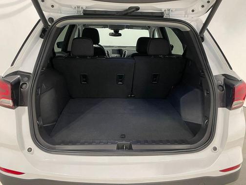 Summit White 2024 Chevrolet Equinox LT