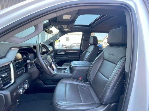 2024 GMC Sierra 2500 Denali