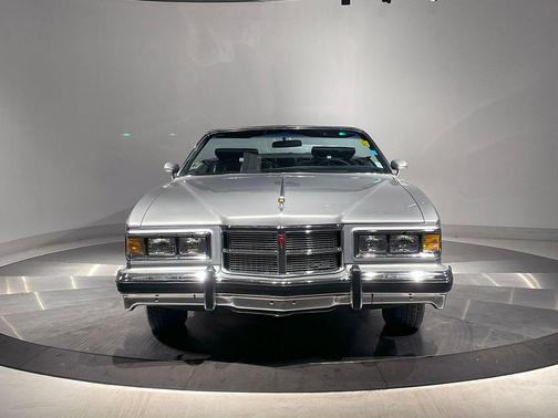 1975 Pontiac Grand Ville 