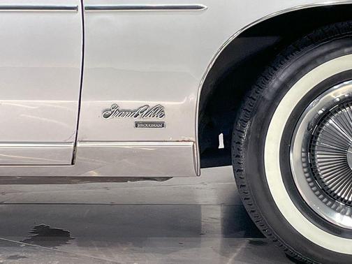 1975 Pontiac Grand Ville 