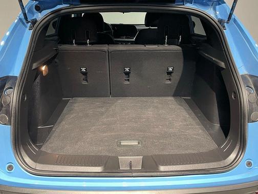 Fountain Blue 2024 Chevrolet Trax 1RS