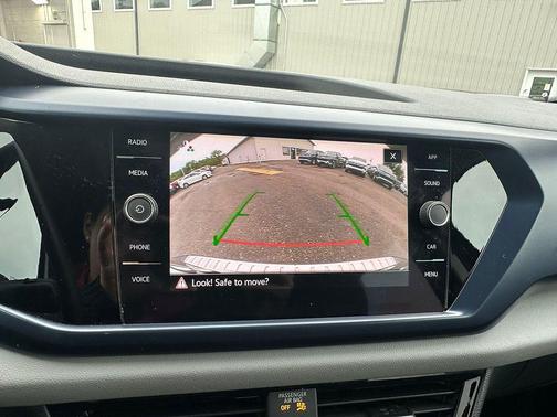 Deep Black Pearl Effect 2023 Volkswagen Taos 1.5T SE