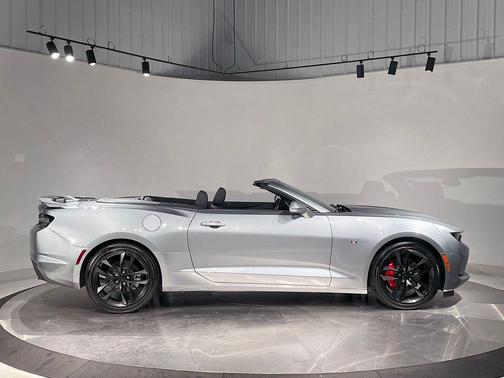 2023 Chevrolet Camaro 2LT