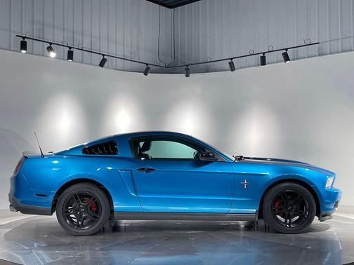 2011 Ford Mustang V6 Premium