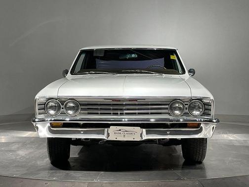 White 1967 Chevrolet Chevelle