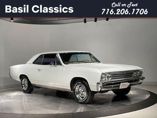 White 1967 Chevrolet Chevelle