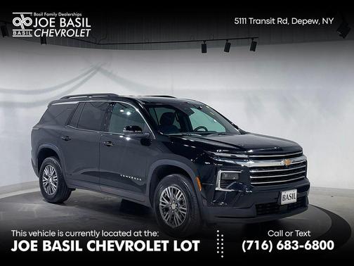 Mosaic Black Metallic 2026 Chevrolet Traverse LT