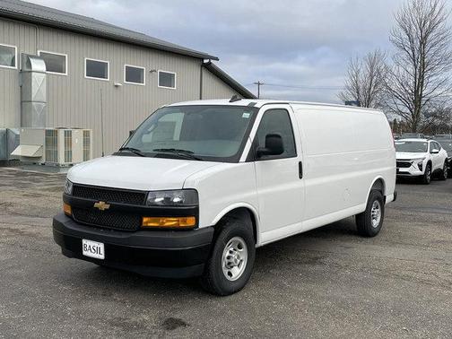 Summit White 2026 Chevrolet Express 3500 Work Van