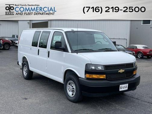 Summit White 2026 Chevrolet Express 2500 Work Van