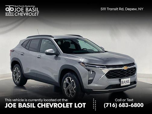 Sterling Gray Metallic 2025 Chevrolet Trax LT