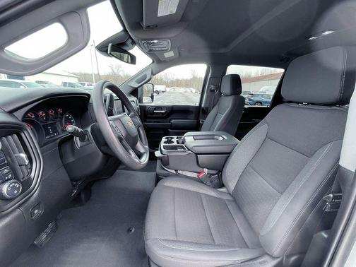 2024 Chevrolet Silverado 2500 Custom