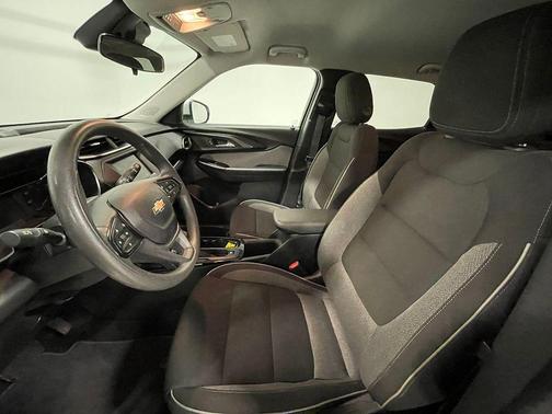Summit White 2023 Chevrolet Trailblazer LT
