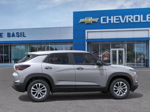 Sterling Gray Metallic 2026 Chevrolet Trailblazer LS
