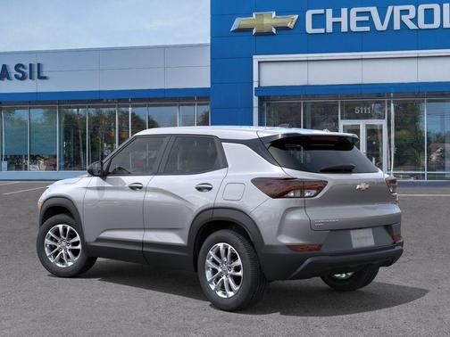 Sterling Gray Metallic 2026 Chevrolet Trailblazer LS