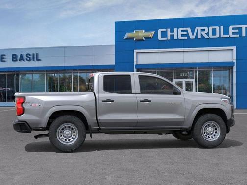 2025 Chevrolet Colorado WT