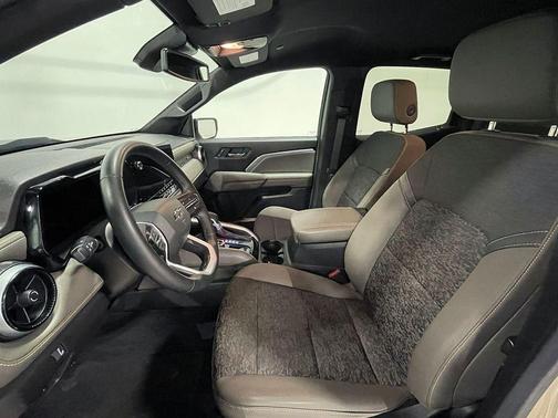 Sand Dune Metallic 2024 Chevrolet Colorado ZR2