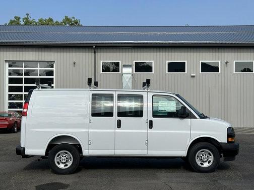 Summit White 2026 Chevrolet Express 2500 Work Van
