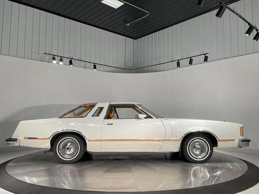 1979 Ford Thunderbird 