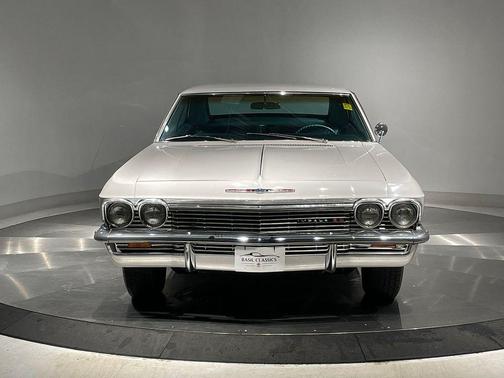 1965 Chevrolet Impala 
