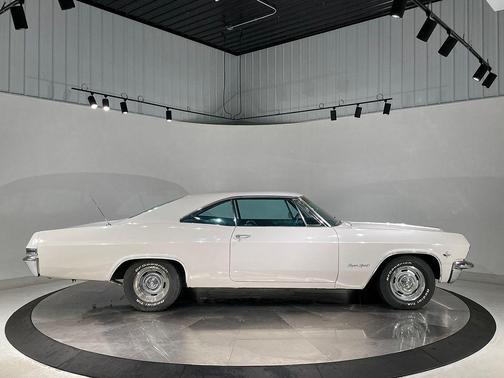 1965 Chevrolet Impala 