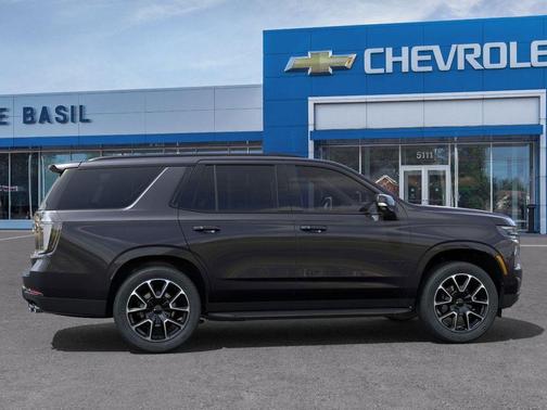 2025 Chevrolet Tahoe RST
