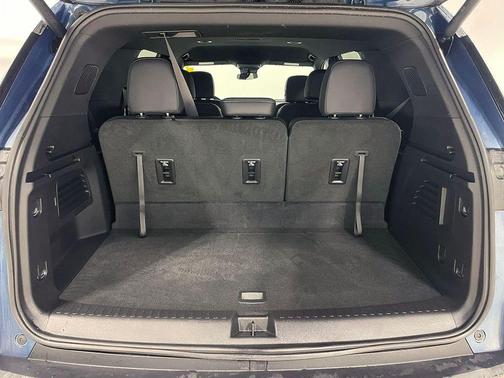 Lakeshore Blue Metallic 2026 Chevrolet Traverse LT