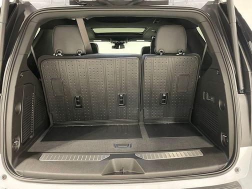 Polar White 2026 Chevrolet Tahoe Premier
