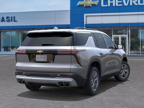 Sterling Gray Metallic 2026 Chevrolet Traverse LT