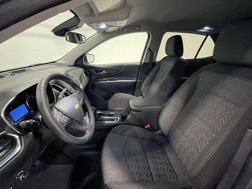 Sterling Gray Metallic 2023 Chevrolet Equinox 1LT