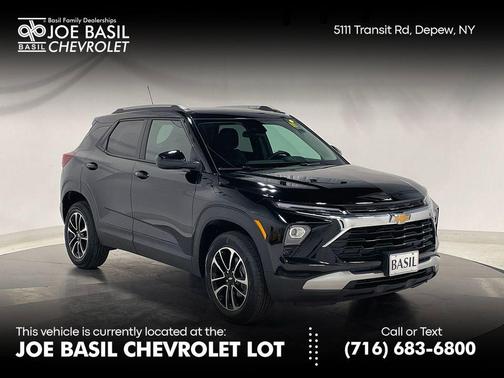 Mosaic Black Metallic 2025 Chevrolet Trailblazer LT