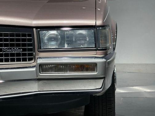 1989 Cadillac DeVille Sedan