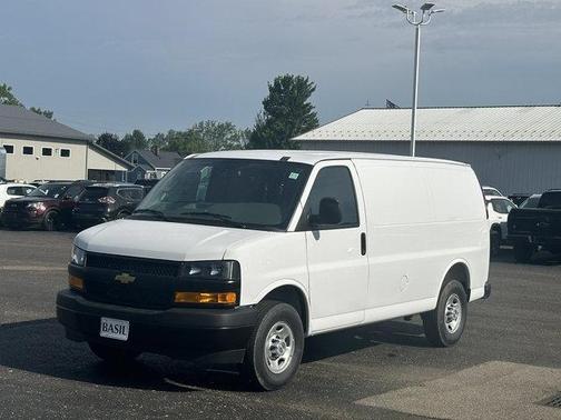 Summit White 2026 Chevrolet Express 2500 Work Van
