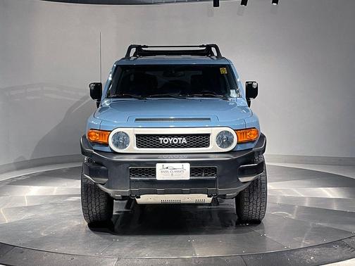 2014 Toyota FJ Cruiser Base
