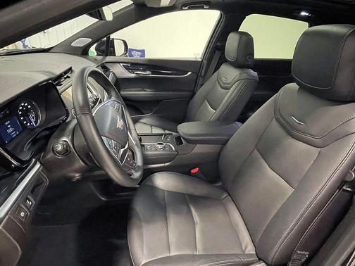 2025 Cadillac XT5 Premium Luxury