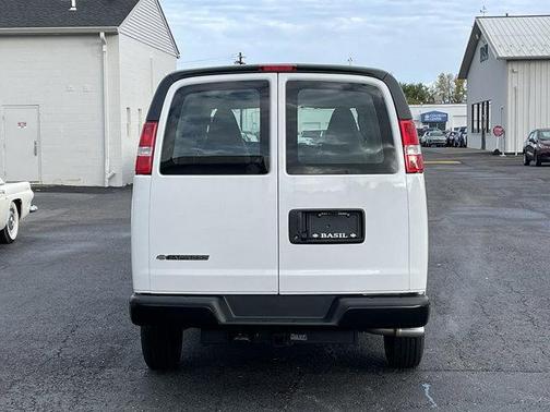 2025 Chevrolet Express 2500 Work Van