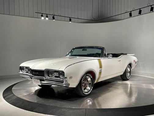 1968 Oldsmobile Cutlass Supreme