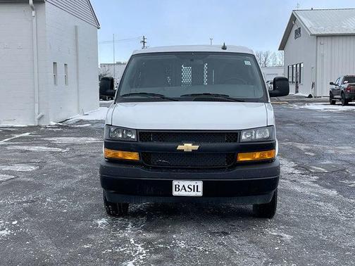 2025 Chevrolet Express 3500 Work Van