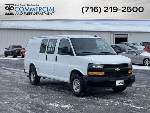 2025 Chevrolet Express 3500 Work Van