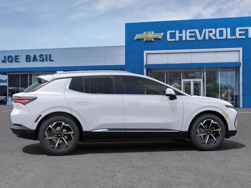 2025 Chevrolet Equinox EV LT 2