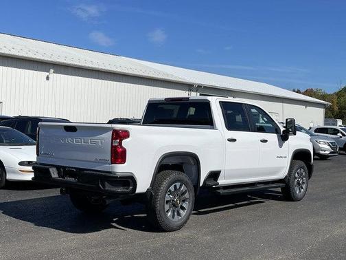 2026 Chevrolet Silverado 2500 Custom