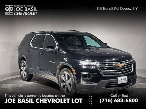 2023 Chevrolet Traverse LT Leather