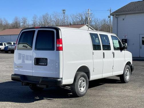 2026 Chevrolet Express 2500 Work Van