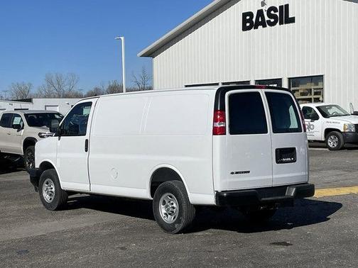 2026 Chevrolet Express 2500 Work Van