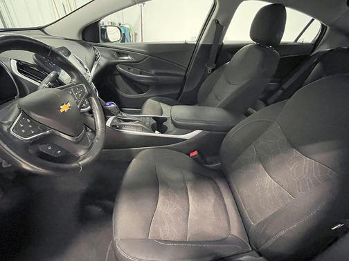 2018 Chevrolet Volt LT
