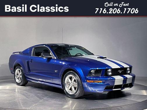 Blue 2005 Ford Mustang